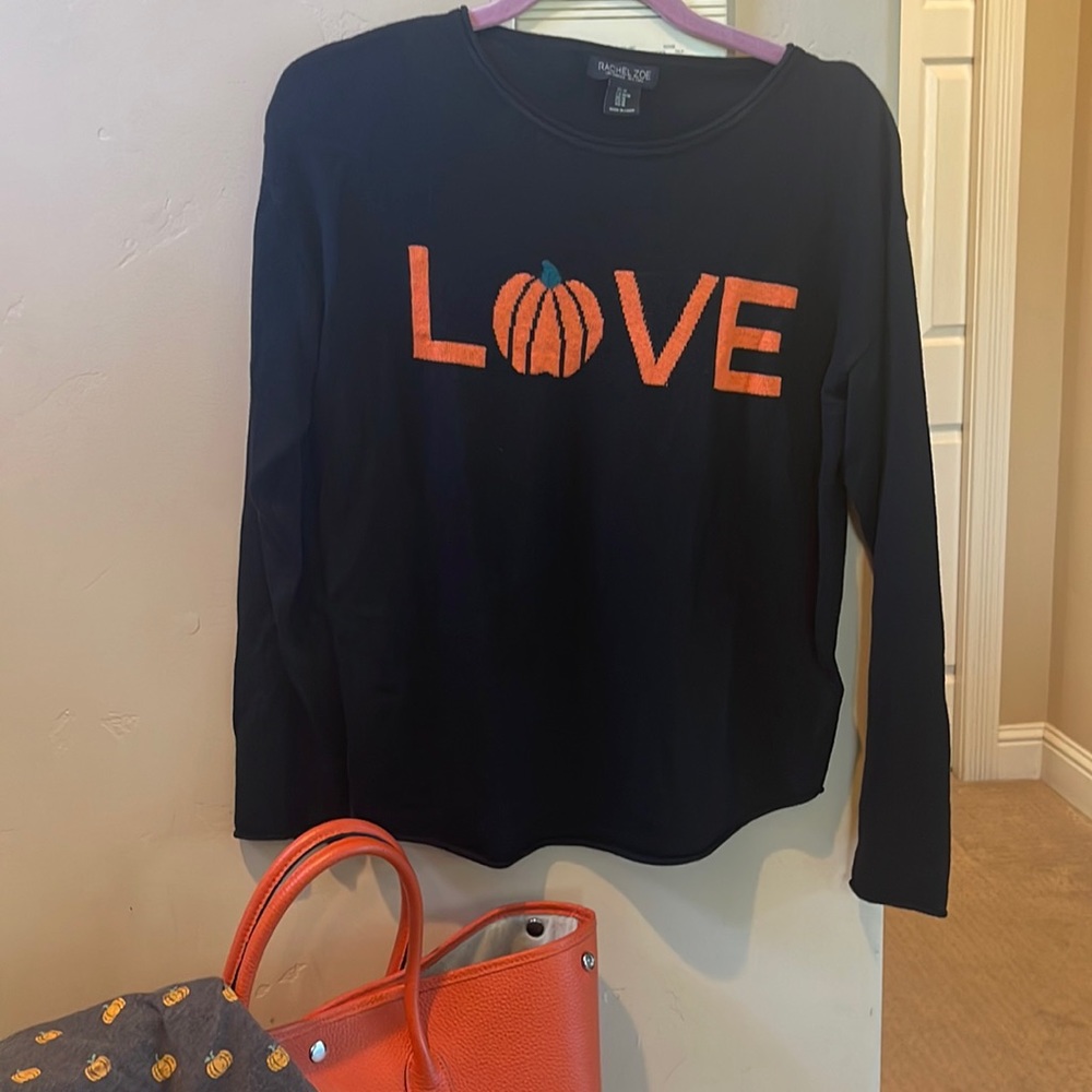 Cute pumpkin ❤️ light weight sweater